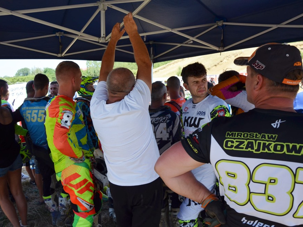 Mistrzostwa Polski w quadach padły łupem wielkiego talentu - Roman Gwiazda triumfuje w Głogowie