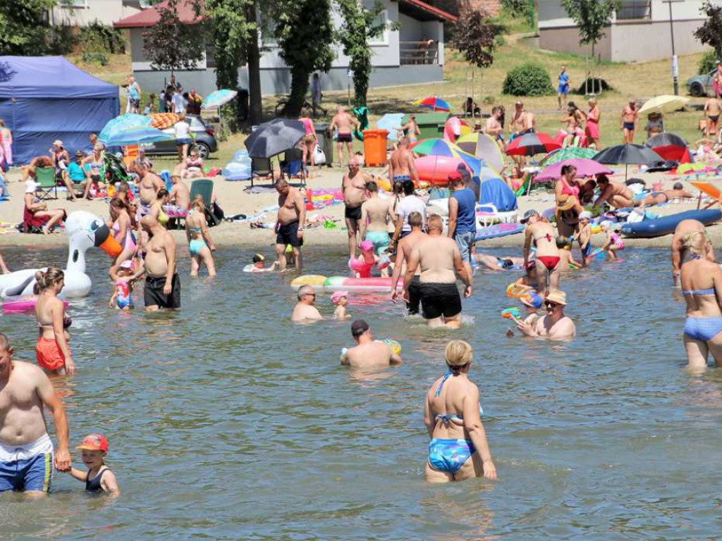 Sławska plaża wypełniła się po brzegi. Tak bawiliście się podczas upalnego weekendu