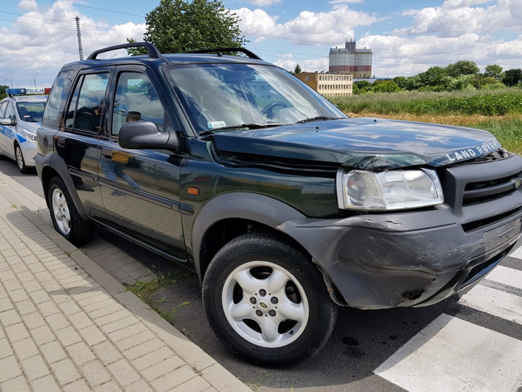 Wymusił pierwszeństwo i uderzył w mercedesa. Obyło się bez poszkodowanych