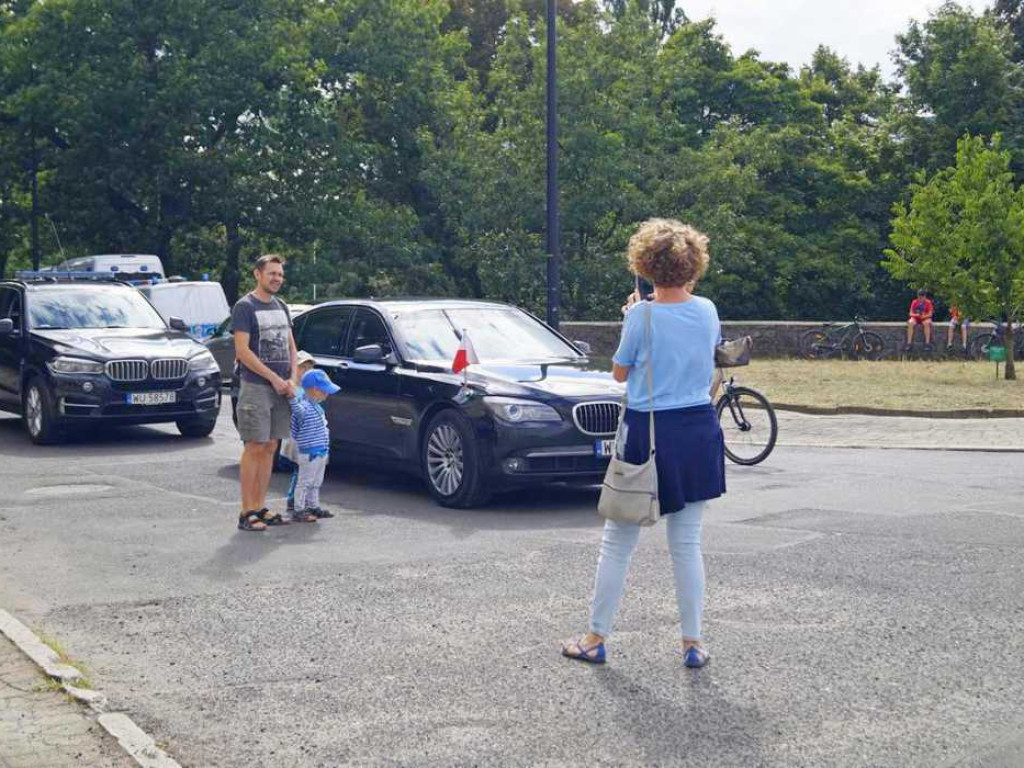 Polowanie na selfie z Prezydentem Andrzejem Dudą