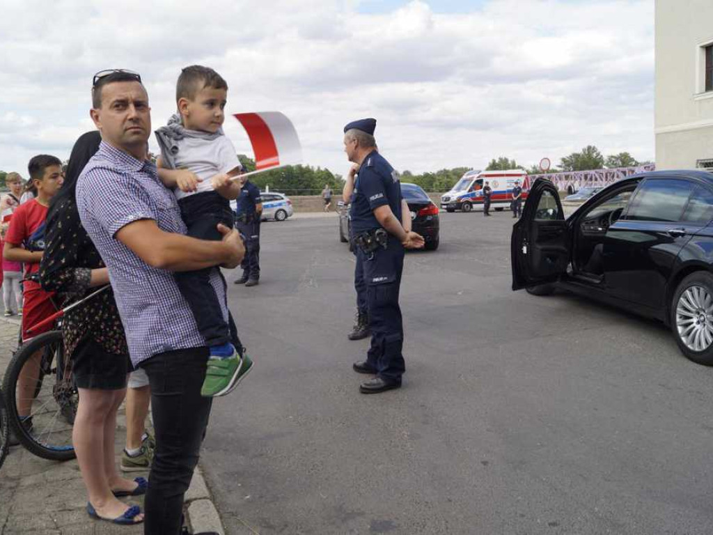 Polowanie na selfie z Prezydentem Andrzejem Dudą