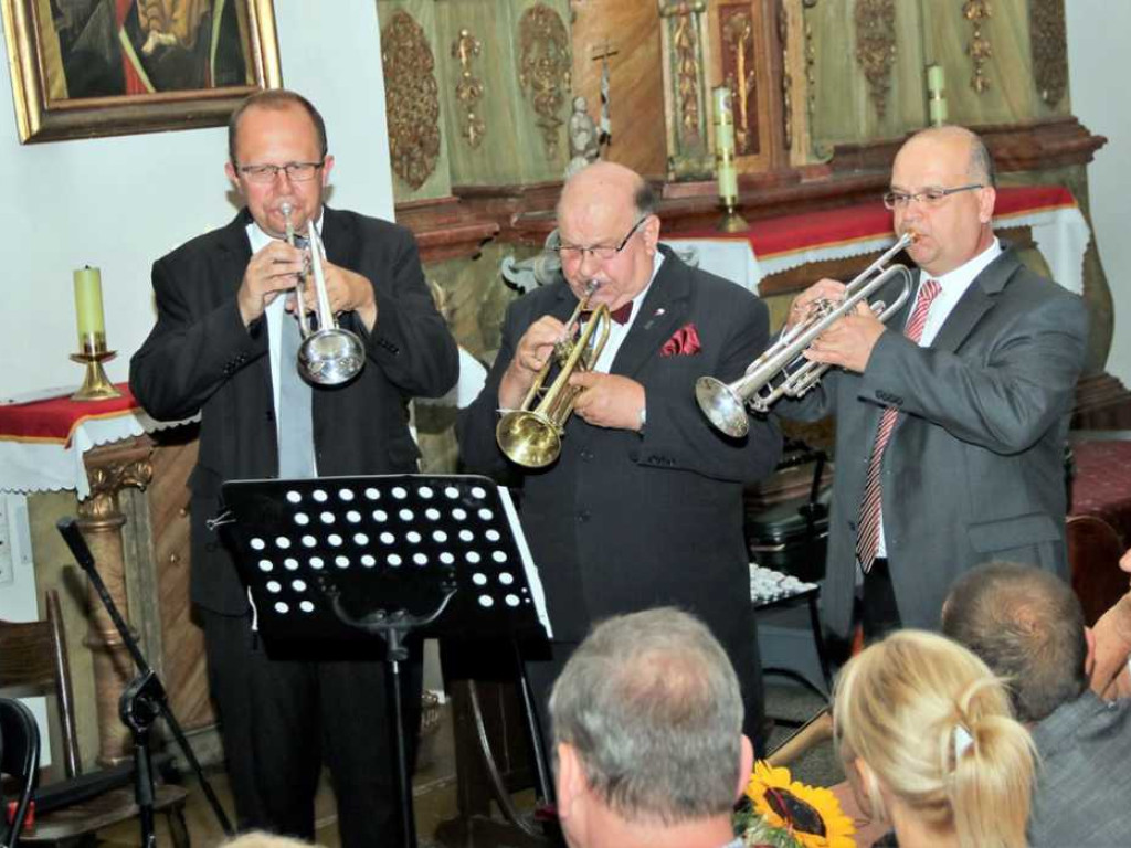Jubileusz sławskiego chóru Cantate Deo - publiczność nagrodziła ich brawami
