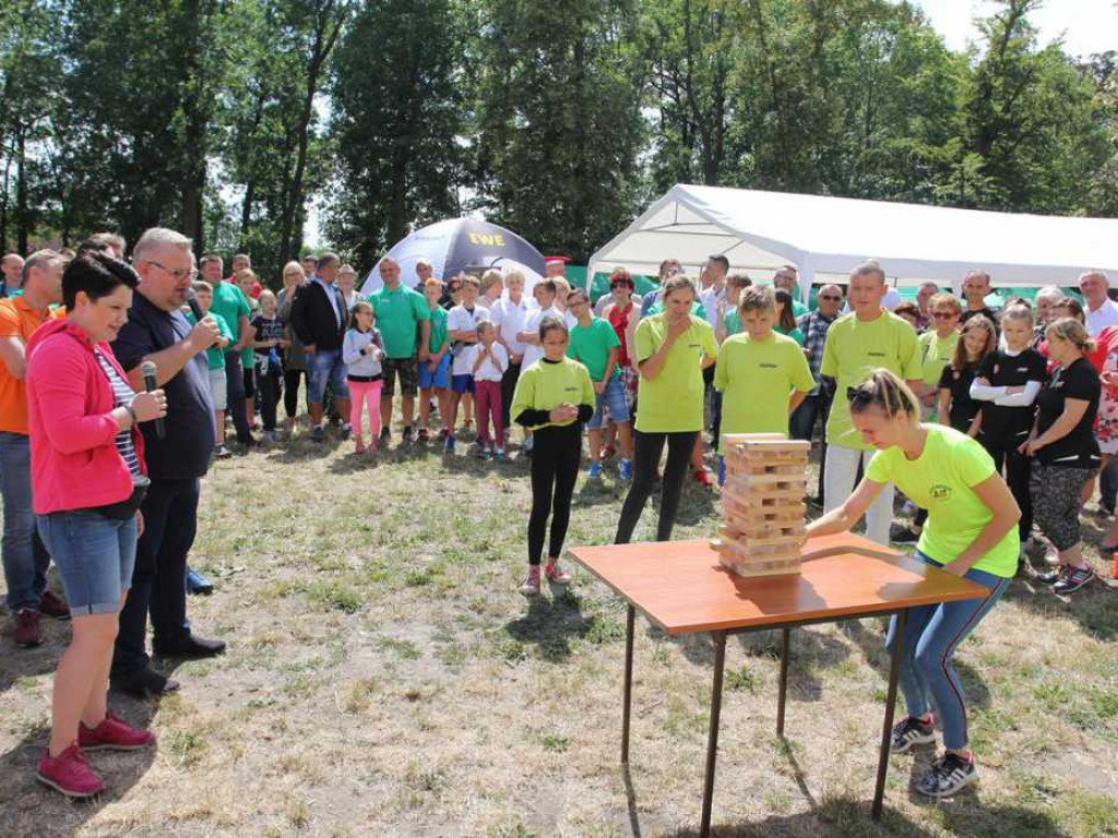Turniej wsi w Gminie Jerzmanowa. Zwycięzcy zgarnęli miliony, a wygrał dobry humor