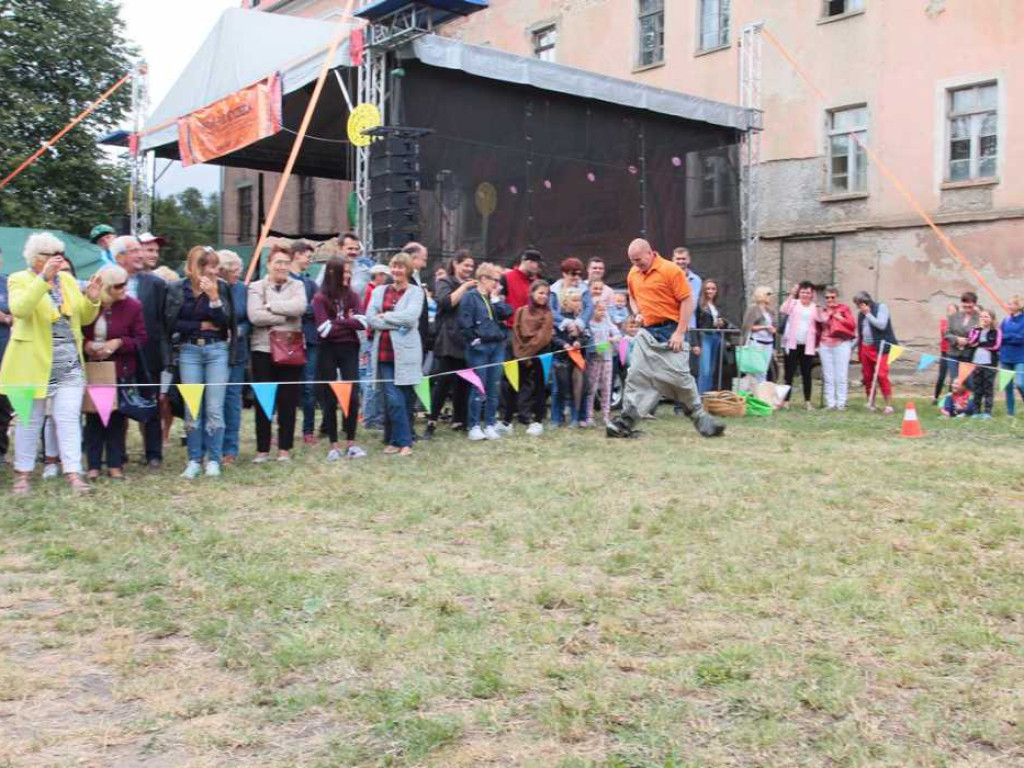 Turniej wsi w Gminie Jerzmanowa. Zwycięzcy zgarnęli miliony, a wygrał dobry humor