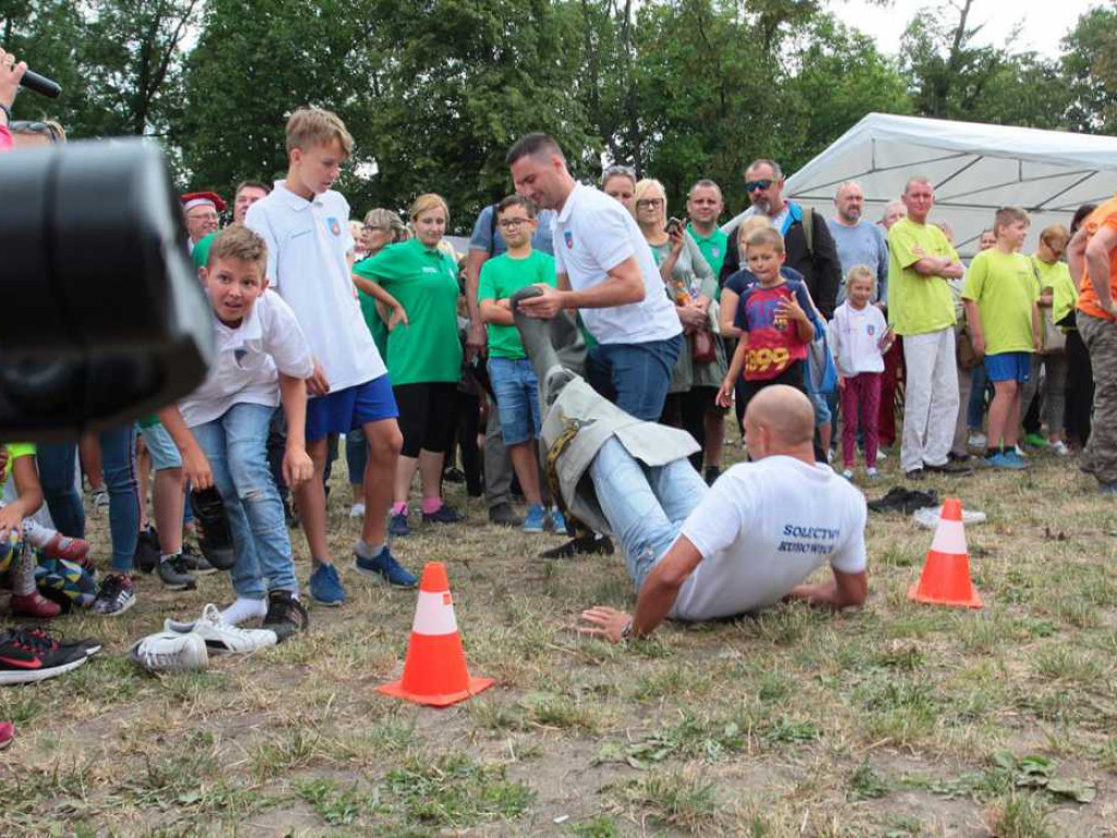 Turniej wsi w Gminie Jerzmanowa. Zwycięzcy zgarnęli miliony, a wygrał dobry humor