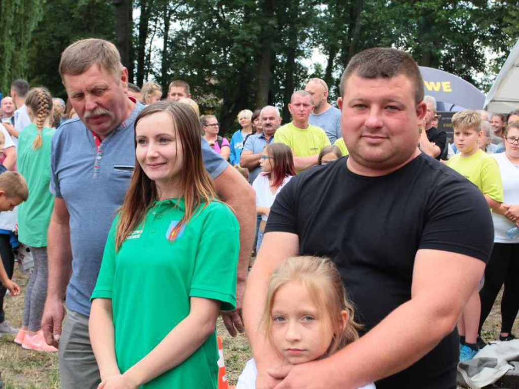 Turniej wsi w Gminie Jerzmanowa. Zwycięzcy zgarnęli miliony, a wygrał dobry humor