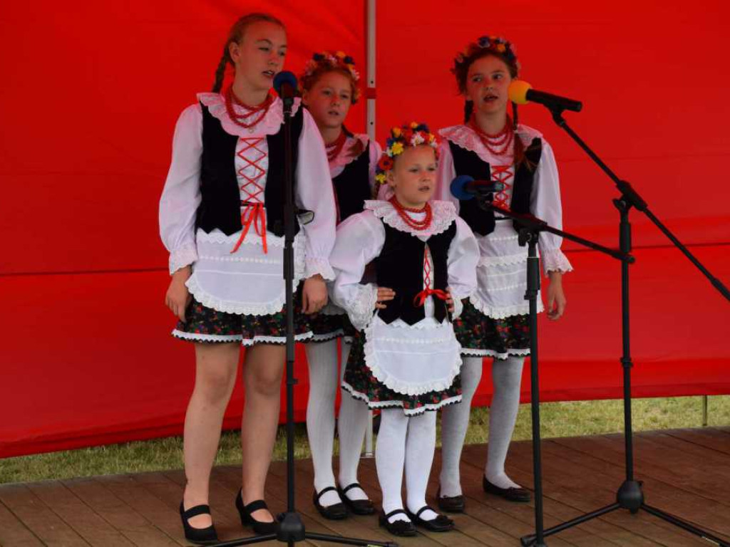 Burza nie zepsuła zabawy. Za nami pierwszy piknik z folklorem w Przedmościu ?