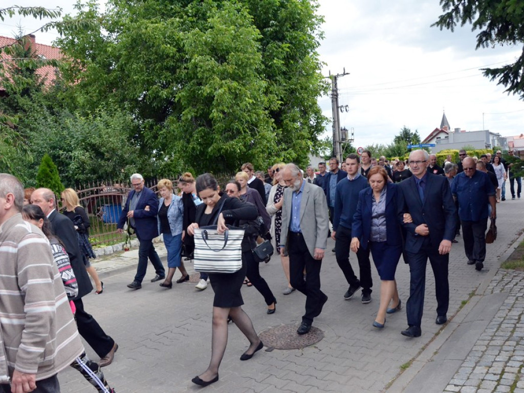 Żegnaj dobry przyjacielu... Uroczystość pogrzebowa zmarłego niespodziewanie Dariusza Przybylskiego