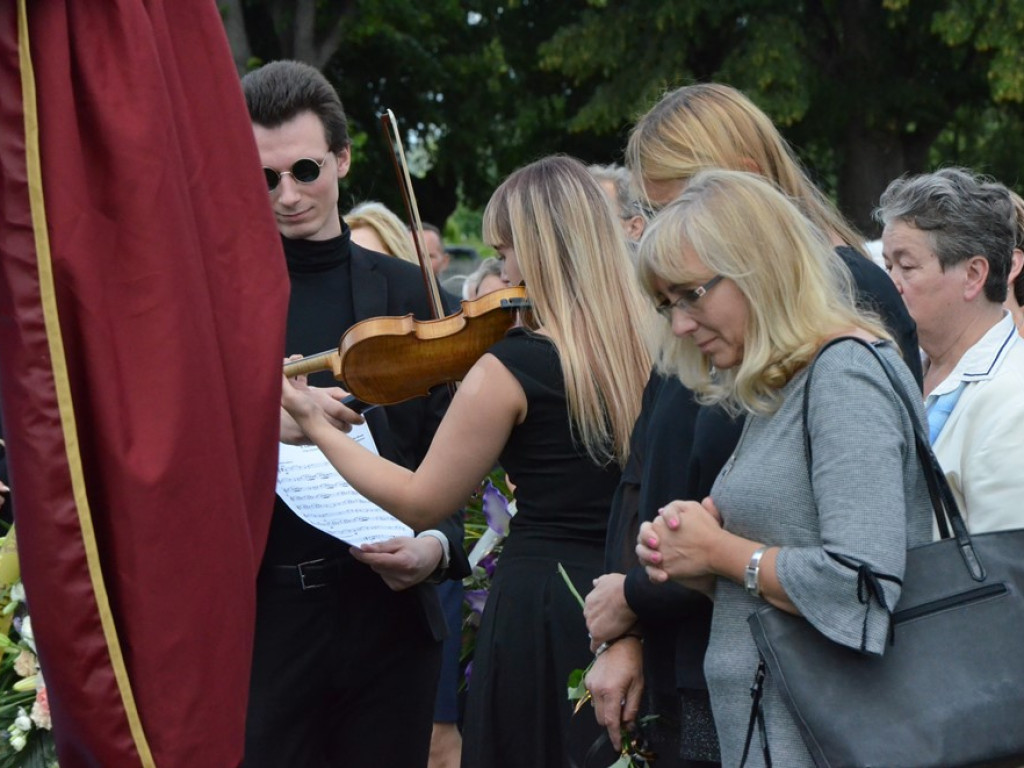 Żegnaj dobry przyjacielu... Uroczystość pogrzebowa zmarłego niespodziewanie Dariusza Przybylskiego