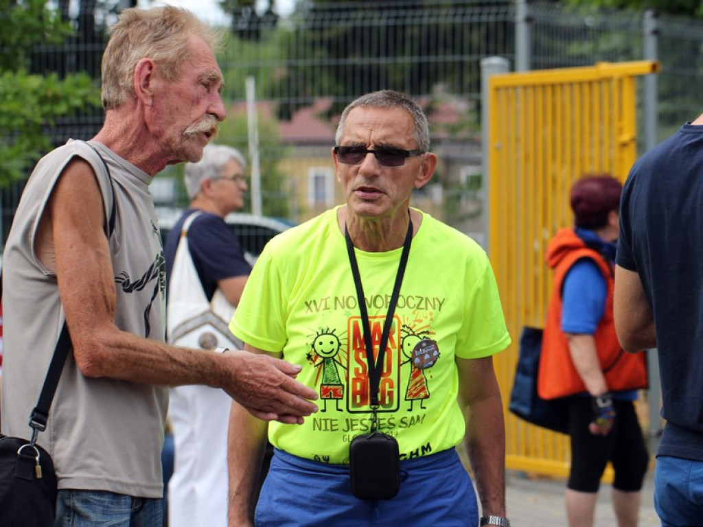 Spotkali się z legendami Chrobrego Głogów i zagrali mecz na stadionie