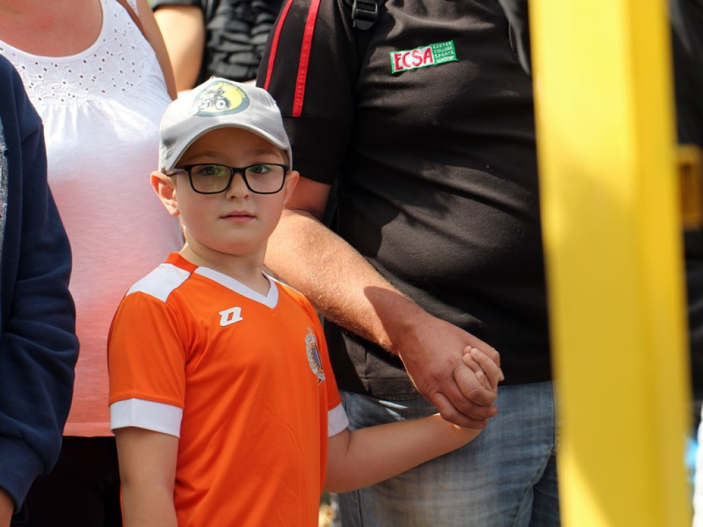 Spotkali się z legendami Chrobrego Głogów i zagrali mecz na stadionie