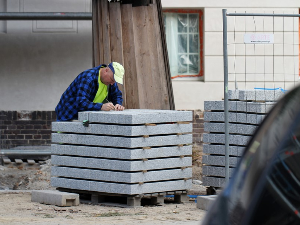 Koszty ciągle rosną. Trzeba dołożyć do odbudowy teatru kolejnych kilka  milionów