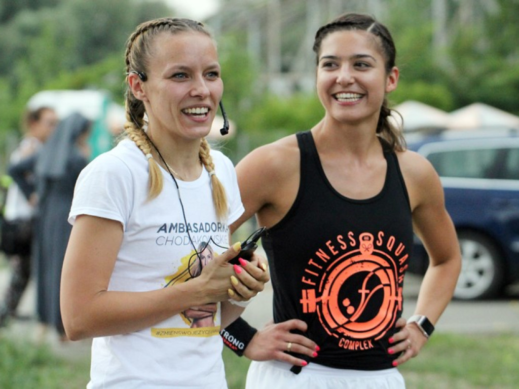 Otwarty trening ambasadorki Ewy Chodakowskiej ściągnął na marinę nie tylko kobiety