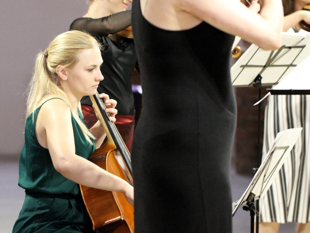 Koncert muzyki barokowej w głogowskiej kolegiacie. Chętnych nie brakowało