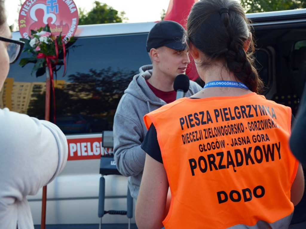 Ponad 200 pielgrzymów wyruszyło z Głogowa na Jasną Górę