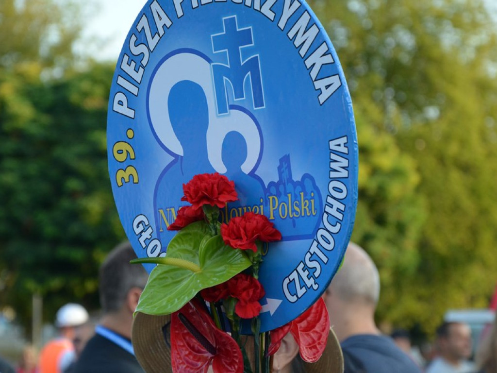 Ponad 200 pielgrzymów wyruszyło z Głogowa na Jasną Górę