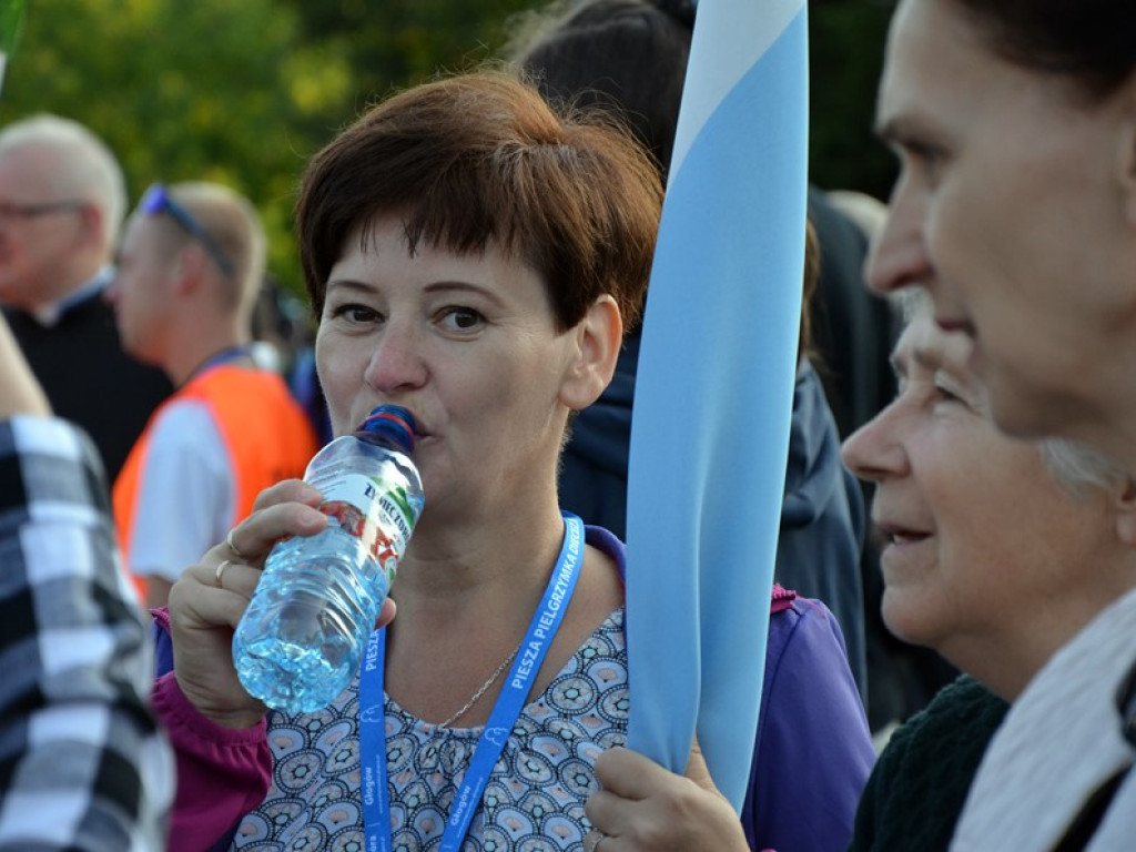 Ponad 200 pielgrzymów wyruszyło z Głogowa na Jasną Górę