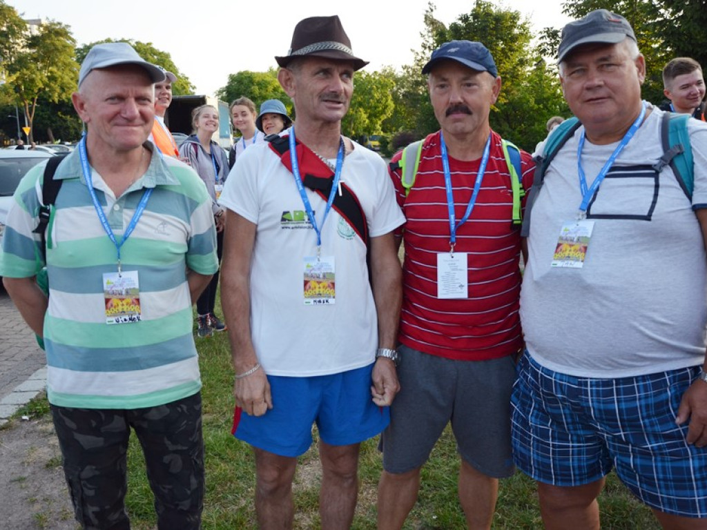 Ponad 200 pielgrzymów wyruszyło z Głogowa na Jasną Górę