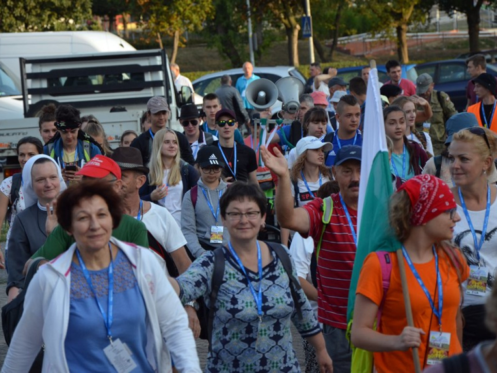 Ponad 200 pielgrzymów wyruszyło z Głogowa na Jasną Górę