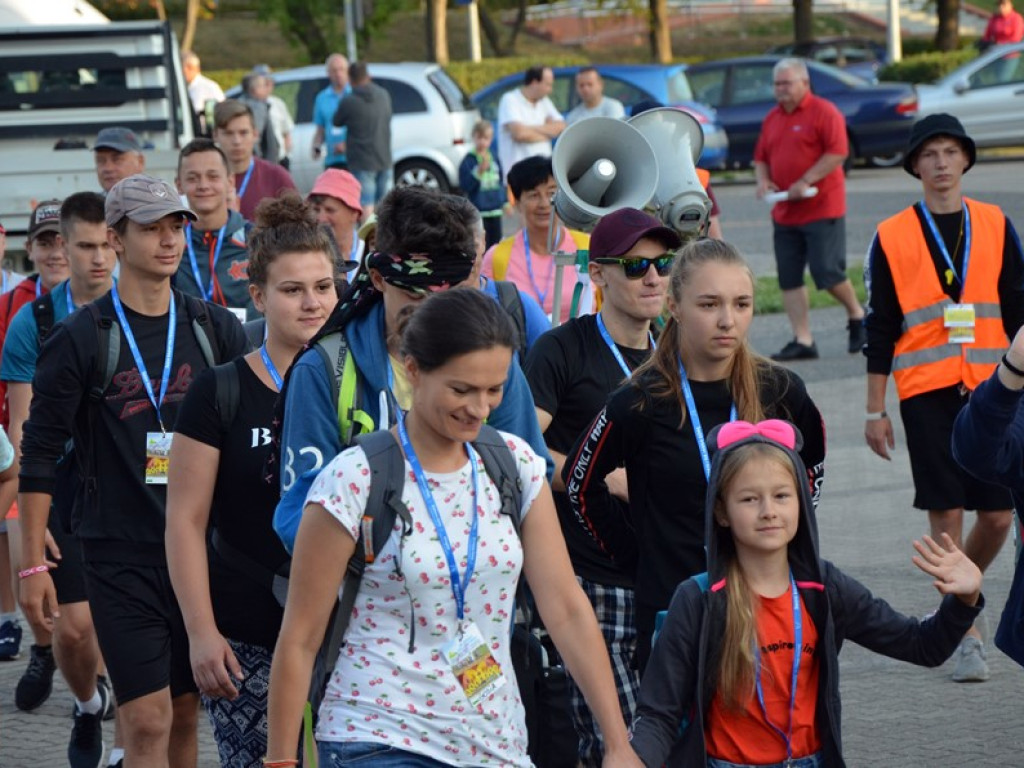 Ponad 200 pielgrzymów wyruszyło z Głogowa na Jasną Górę