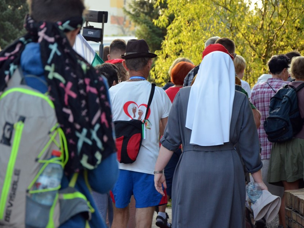 Ponad 200 pielgrzymów wyruszyło z Głogowa na Jasną Górę