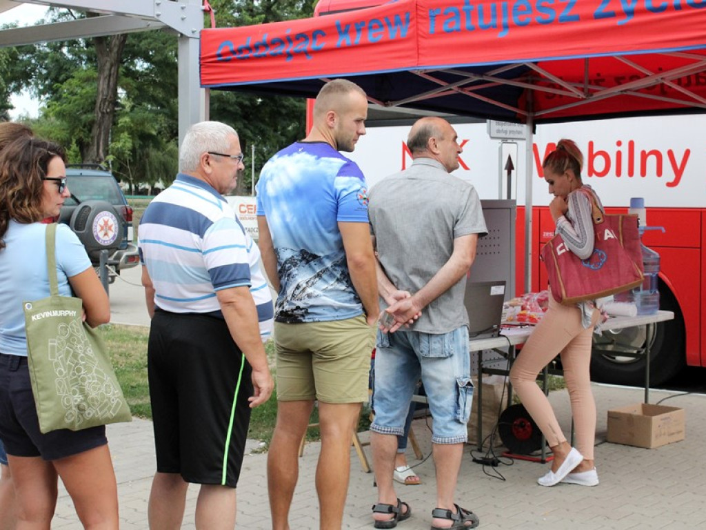 Zbiórka krwi na marinie. Chętnych do pomocy nie brakowało