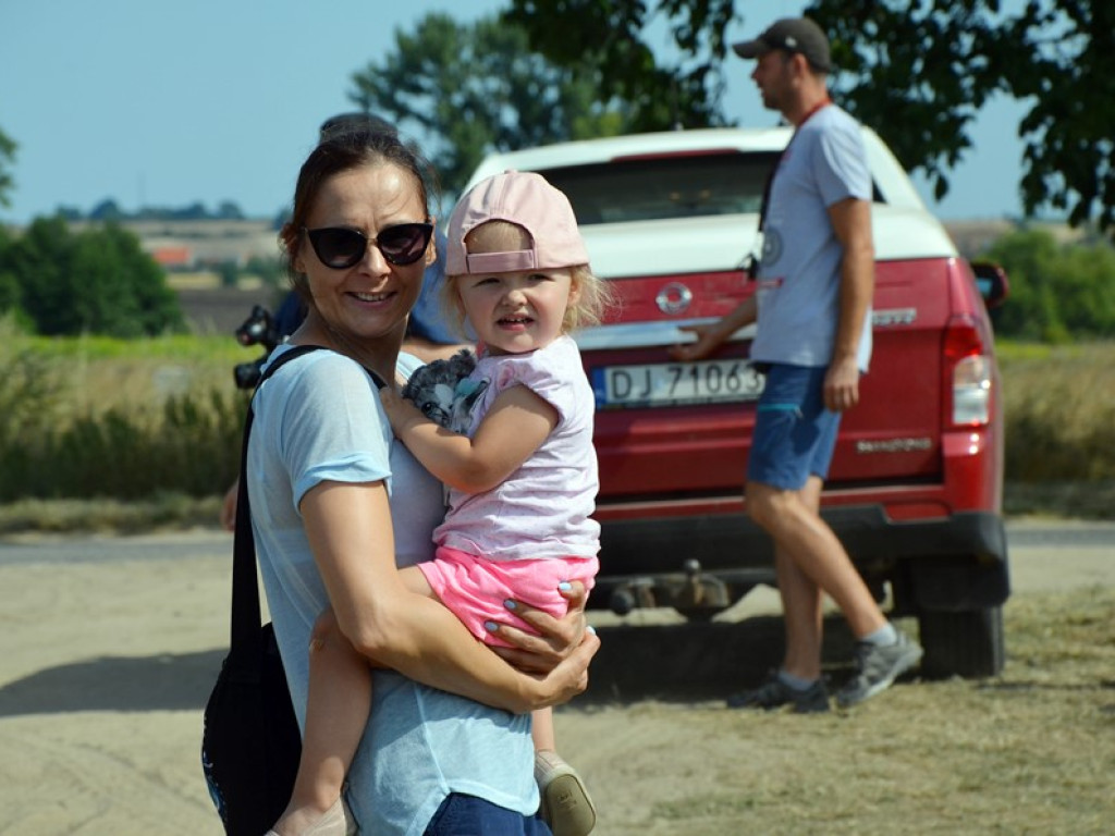 Najpierw w trasę na rowerach, potem na kromkę chleba ze smalcem. Świetna zabawa w Obiszowie