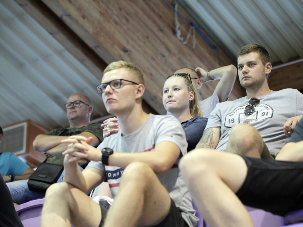 Trwa 25. Memoriał Ryszarda Matuszaka. Jak bawią się kibice?