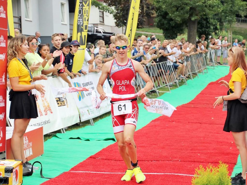 W Sławie wyłoniono mistrzów triathlonu w kategoriach młodzik oraz junior młodszy
