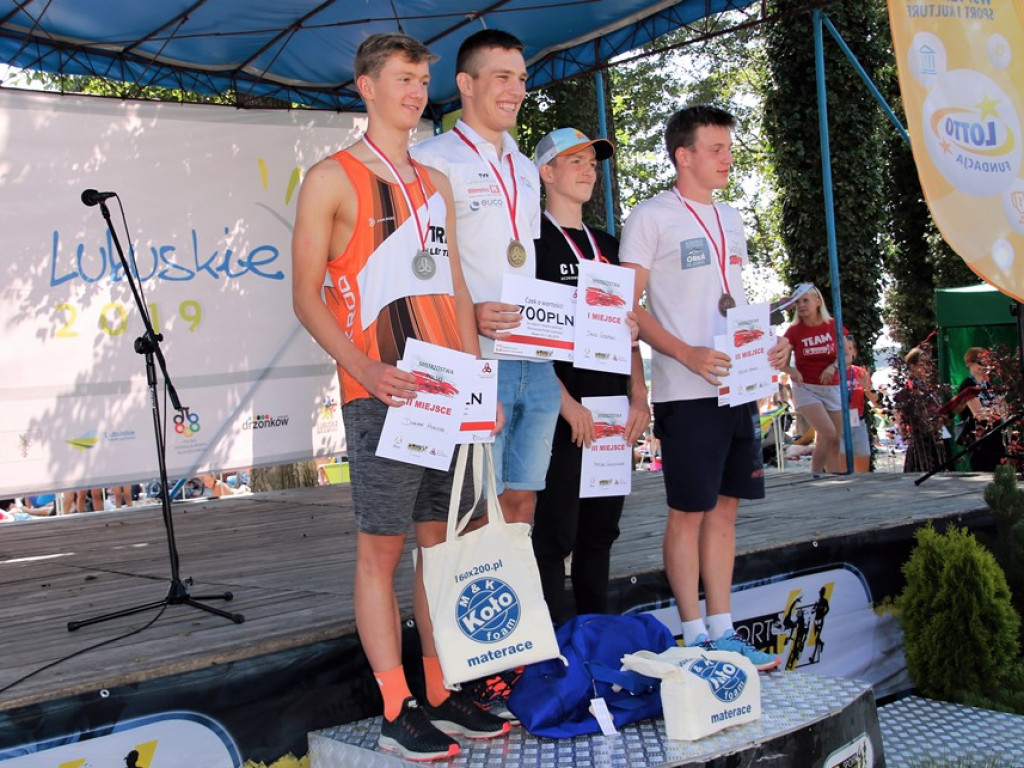 Zmagania w triathlonie zakończone, żeglarstwo na półmetku