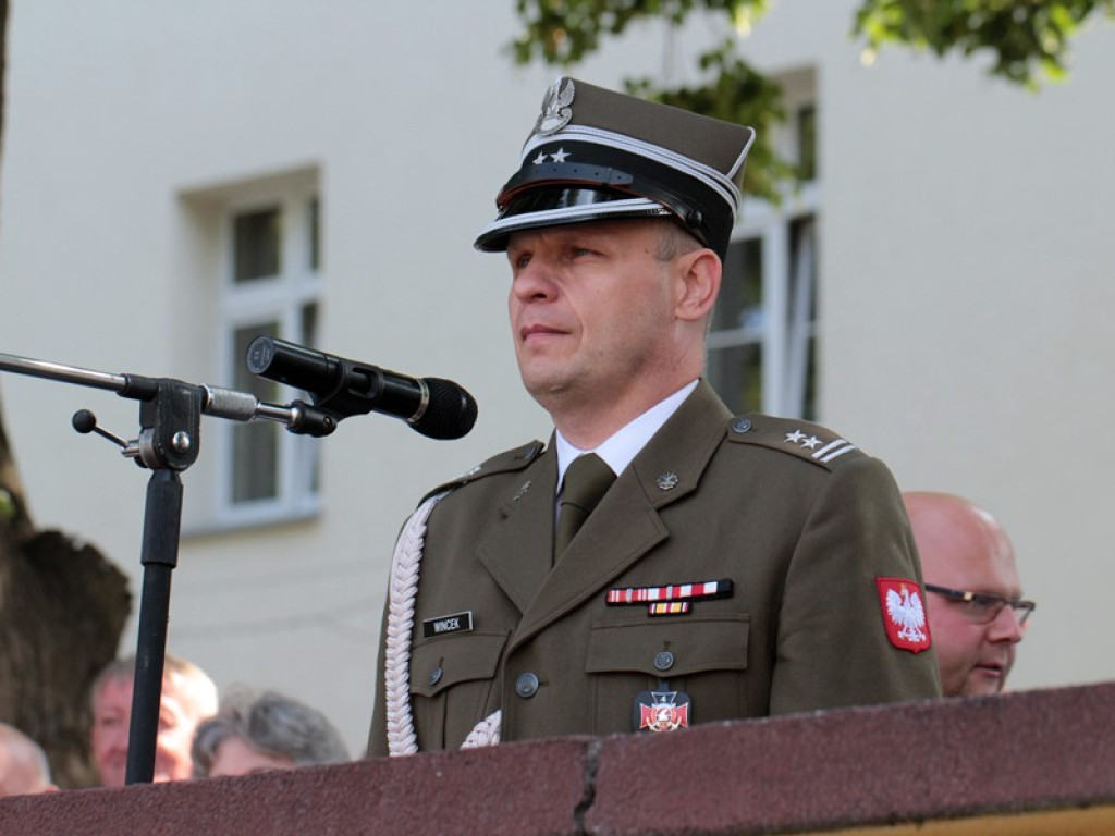 Defilada z okazji Święta Wojska Polskiego. Były awanse, odznaczenia i nagrody