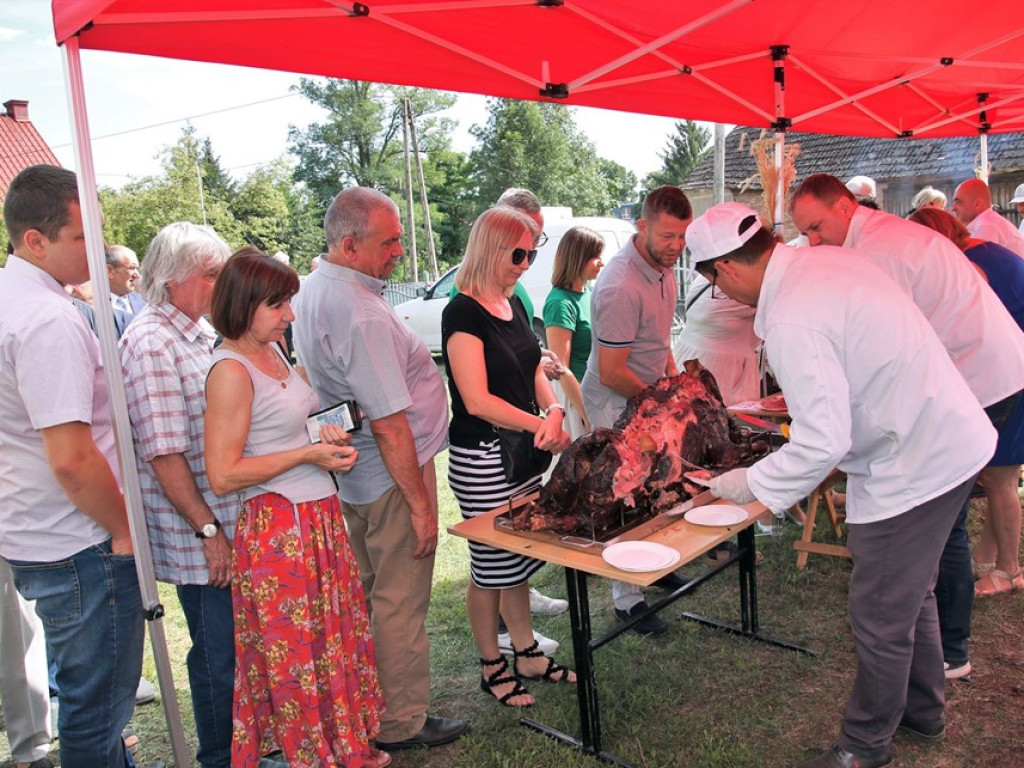 Parafialny festyn w Ciosańcu. Mieszkańcy dziękowali za udane plony