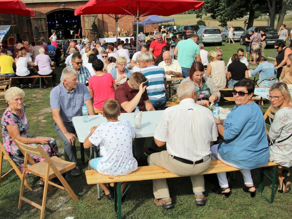 Parafialny festyn w Ciosańcu. Mieszkańcy dziękowali za udane plony