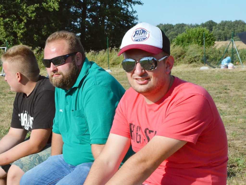 Gwardia Białołęka przegrała u siebie z Zametem Przemków jedną bramką. Na trybunach tłumy