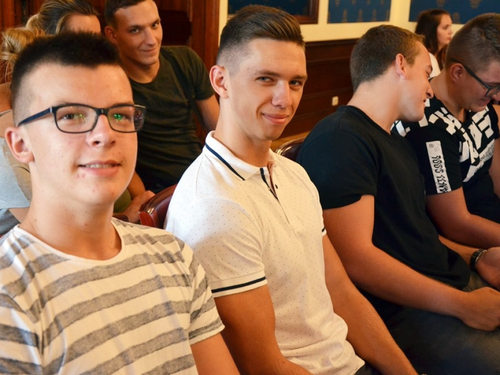 Siatkarze SPS-u Chrobrego Głogów gotowi do sezonu! Drużyna zaprezentowała się kibicom
