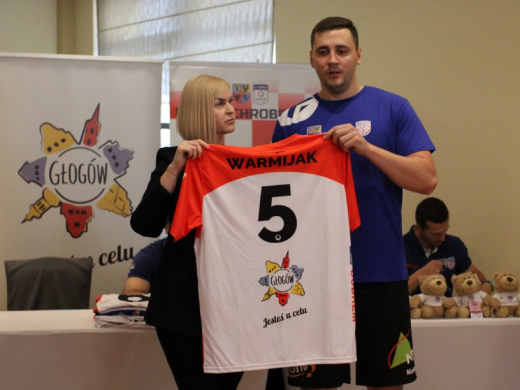 Szczypiorniści Chrobrego zaprezentowali się kibicom. Start ligi zbliża się wielkimi krokami