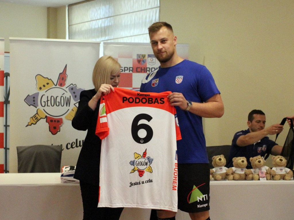 Szczypiorniści Chrobrego zaprezentowali się kibicom. Start ligi zbliża się wielkimi krokami