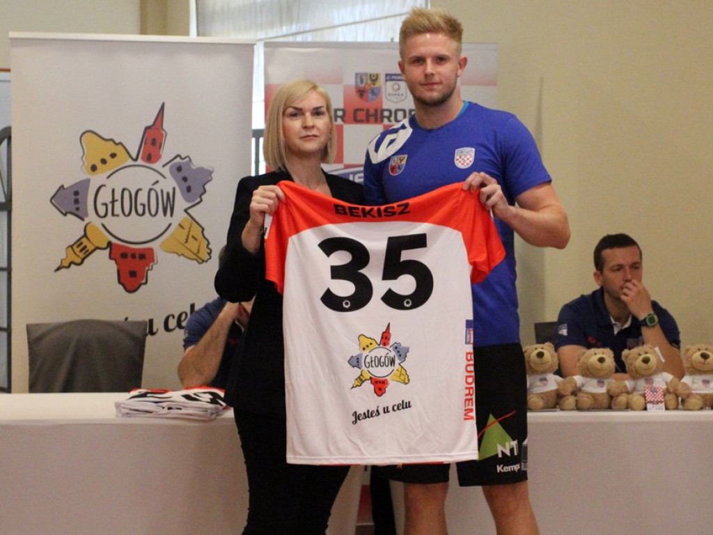 Szczypiorniści Chrobrego zaprezentowali się kibicom. Start ligi zbliża się wielkimi krokami
