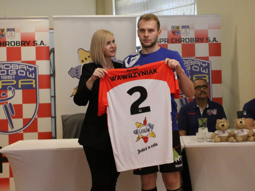 Szczypiorniści Chrobrego zaprezentowali się kibicom. Start ligi zbliża się wielkimi krokami