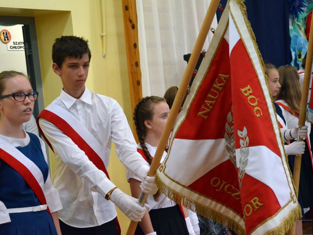 Szkoła to coś więcej niż wyścig. Mocny przekaz nauczycieli na inaugurację roku