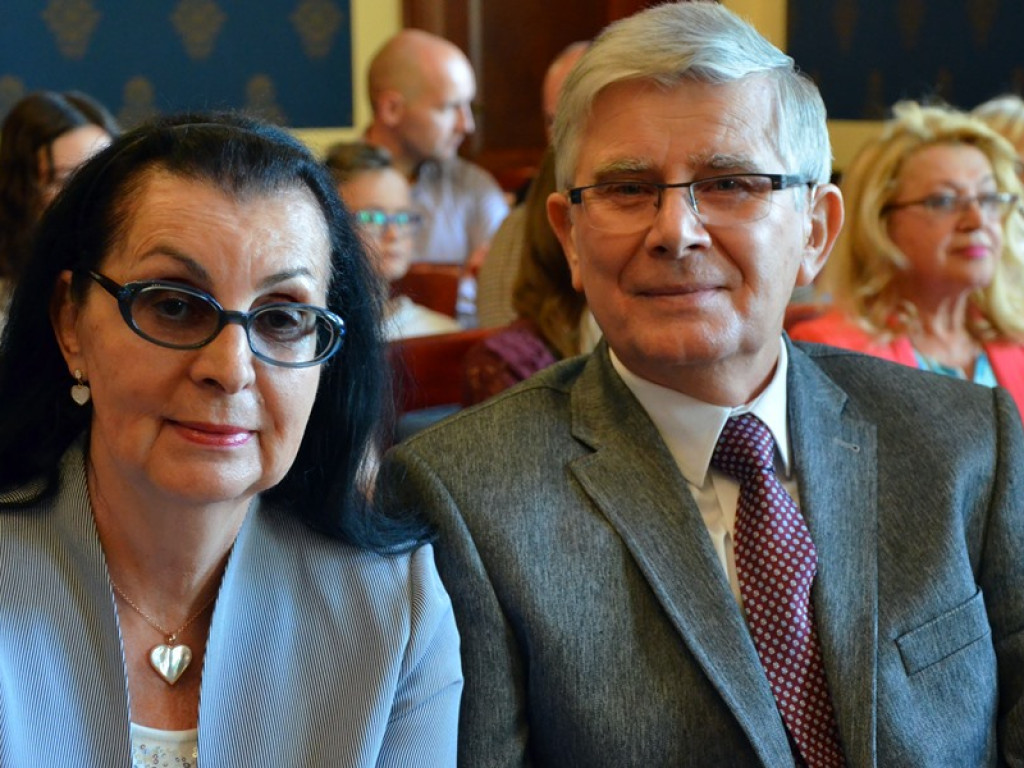 Wierności jest najważniejsza. Ich miłość zaczęła się w Famabie