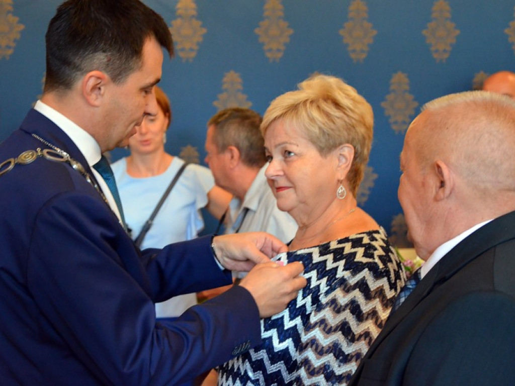 Wierności jest najważniejsza. Ich miłość zaczęła się w Famabie