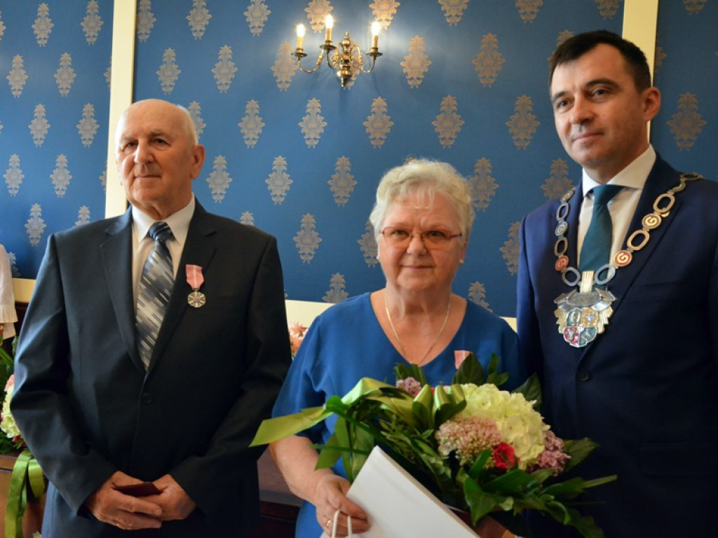 Złote lata małżeństwa! Kolejne zakochane pary świętowały