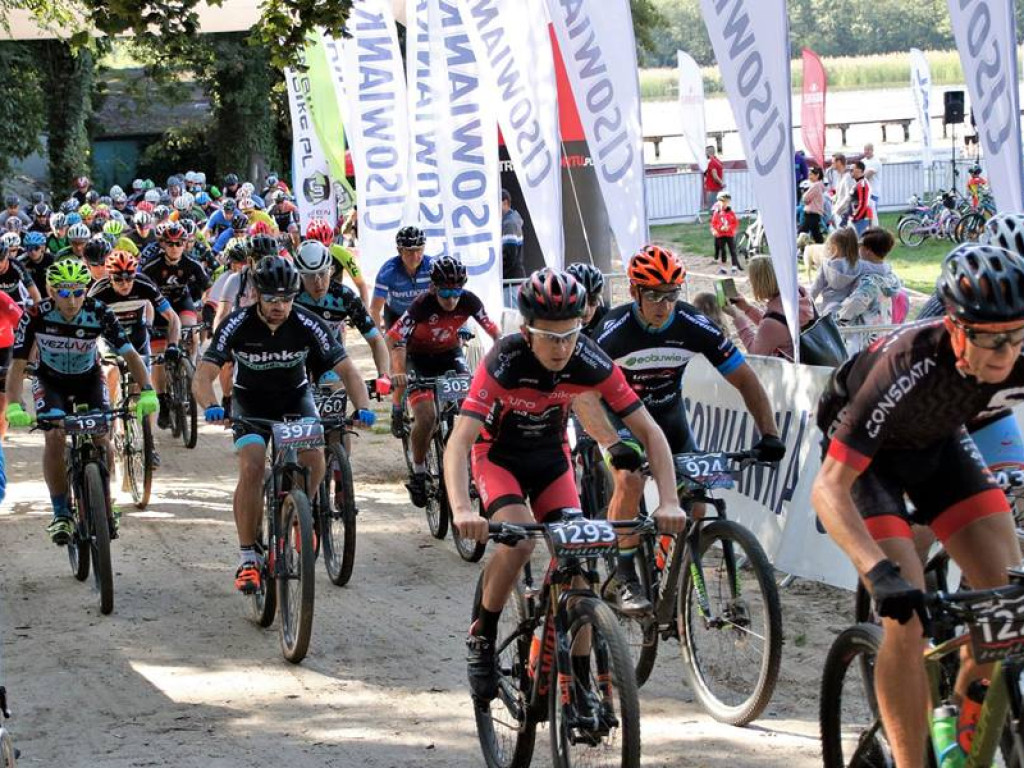 Sportowa rywalizacja MTB zakończona spotkaniem przy ognisku