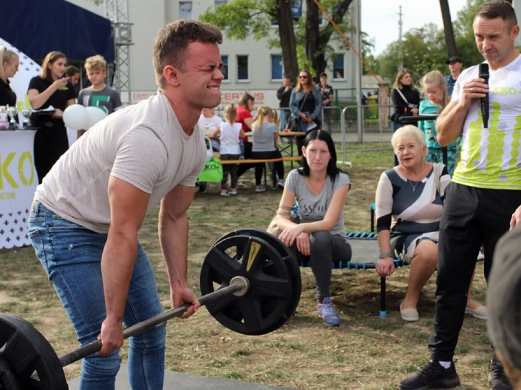 W mistrzostwach Głogowa w dwuboju rywalizowali mężczyźni i kobiety