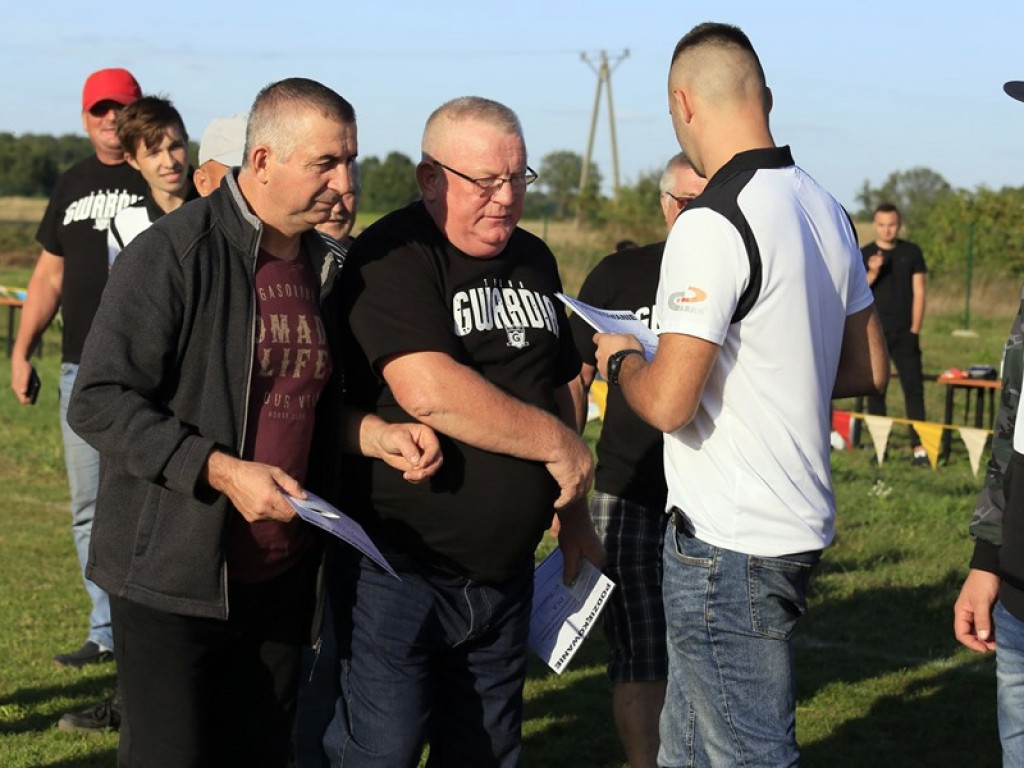 Honorowe odznaki i wyróżnienia za wkład pracy. W Białołęce podziękowali za pomoc