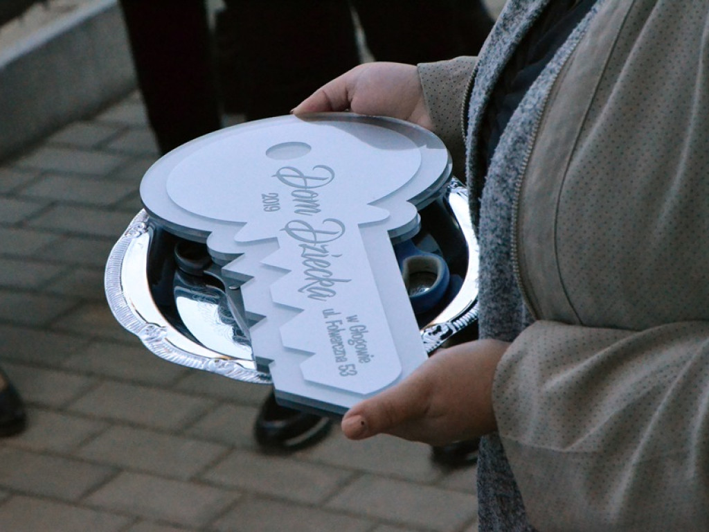 Klucze wręczone, wstęga przecięta! Oficjalnie otwarcie domów dziecka