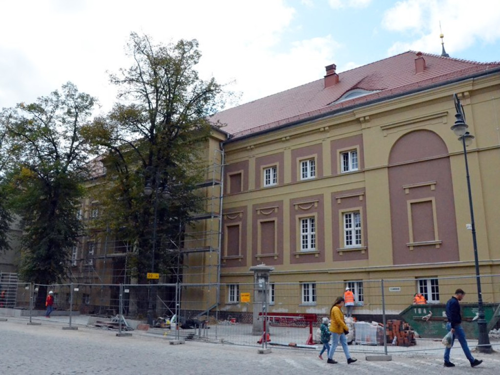 Miejski teatr coraz piękniejszy. Lada moment koniec prac i inwestycyjne odbiory