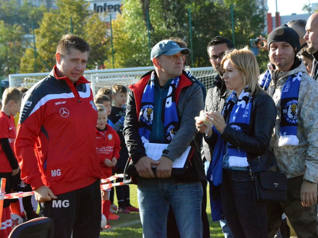 Drużyny z całej Polski grają w Głogowie. Trwa sportowa rywalizacja na osiedlu Piastów
