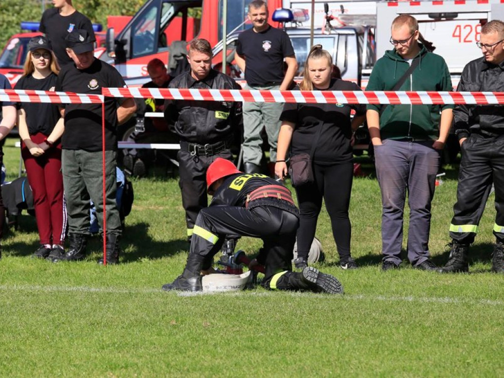 Uczcili minutą ciszy Krystiana Skokowskiego. Powiatowe zawody w cieniu tragedii